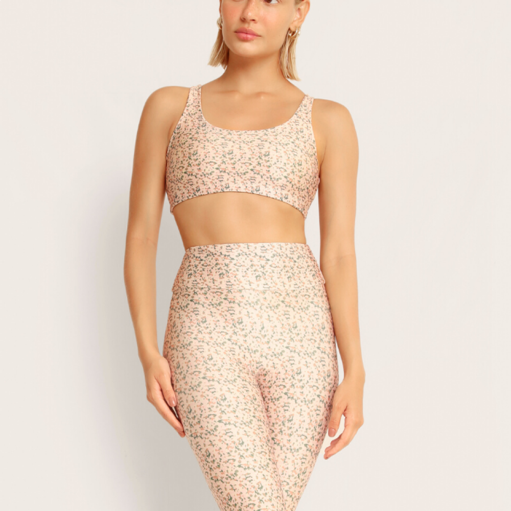 Top Básico embutido Love Army