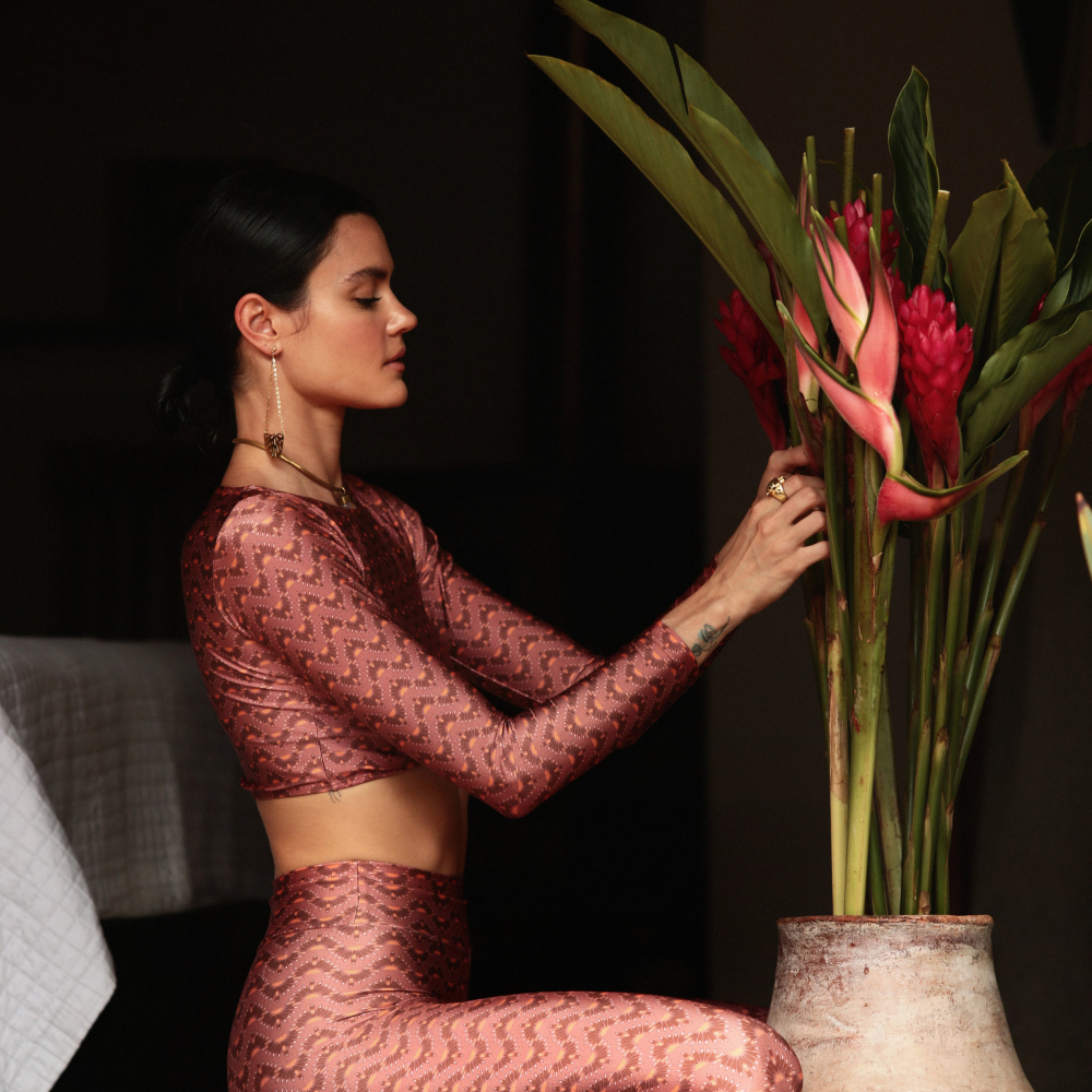 Top cropped manga longa Sunset Tribe