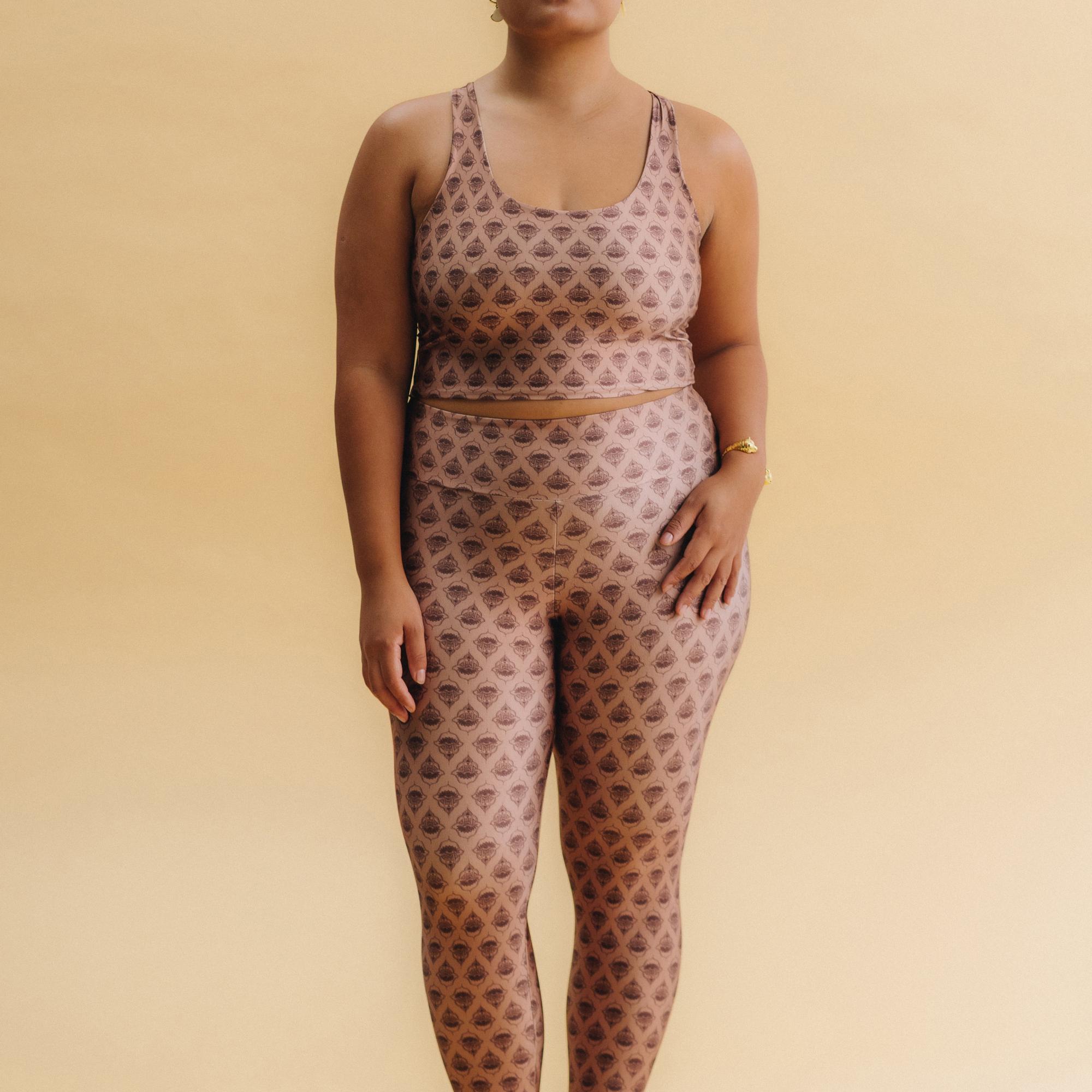 Calça Legging Slim Hamsá Mocha Calça Legging Slim Hamsá Mocha