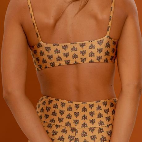 Top New Fit Cúrcuma