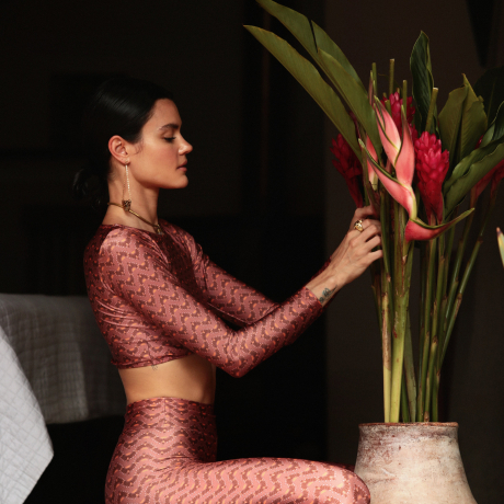 Top cropped manga longa Sunset Tribe