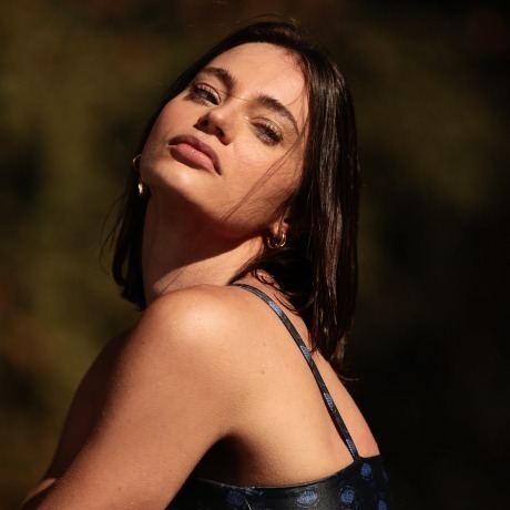 Top New Fit Blue Bud