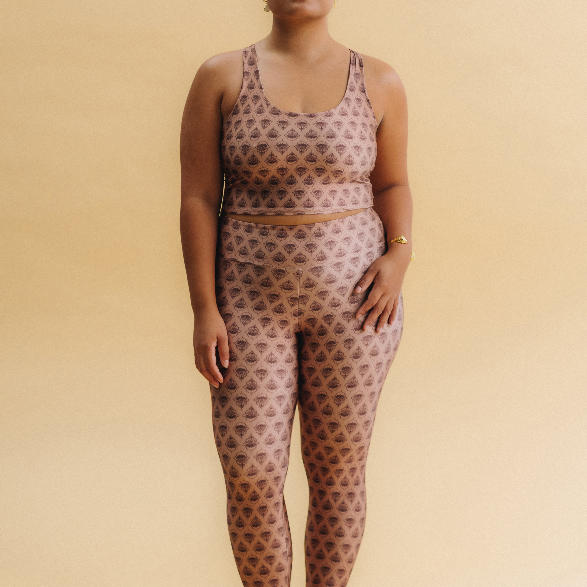 Calça Legging Slim Hamsá Mocha Calça Legging Slim Hamsá Mocha